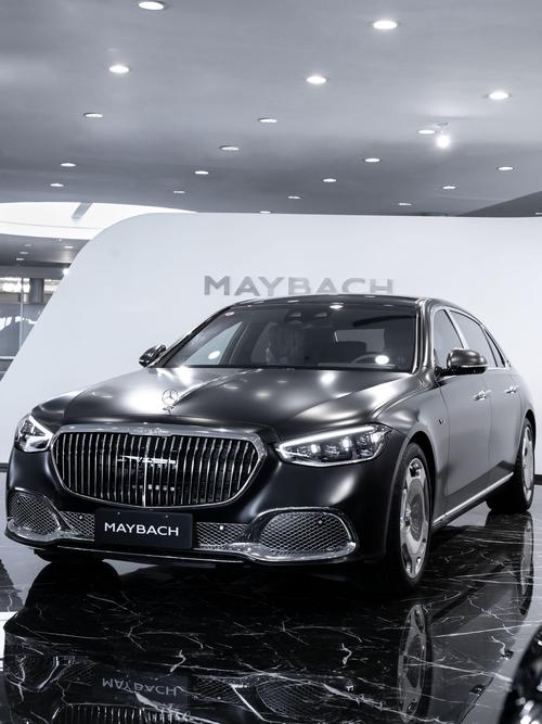 成都51岚图汽车的售后服务让用户无忧出行，迈巴赫未来的豪华车趋势